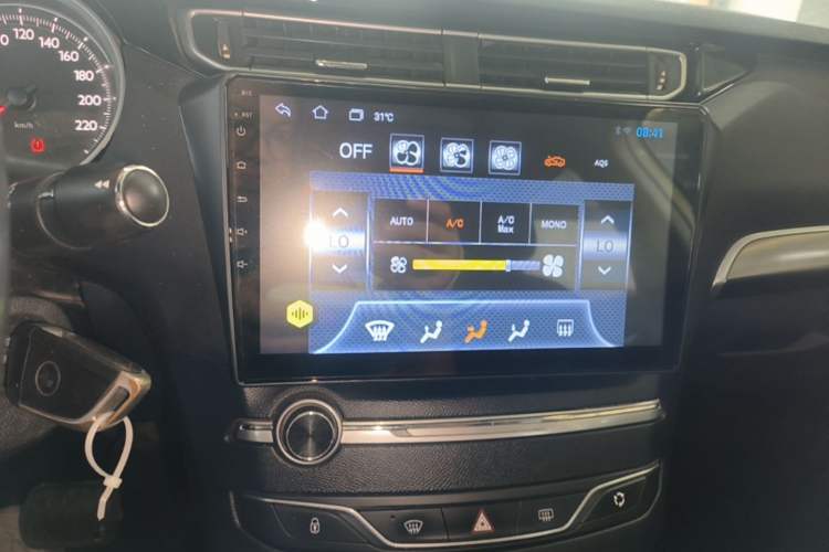 Used Peugeot 408 2015 1.2T Automatic Luxury Edition Audio And AC Panel