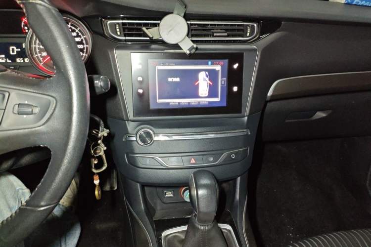 Used Peugeot 408 2015 1.2T Automatic Luxury Edition Audio And AC Panel