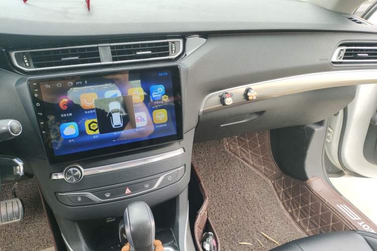 Used Peugeot 408 2015 1.2T Automatic Luxury Edition Audio And AC Panel