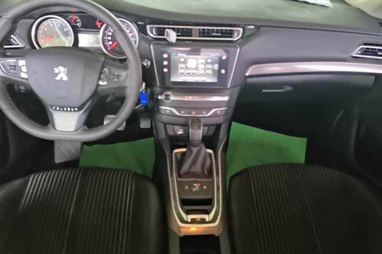 Used Peugeot 408 2015 1.2T Automatic Glory Edition Audio And AC Panel