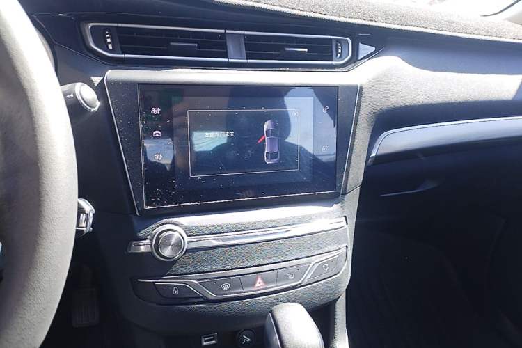 Used Peugeot 408 2015 1.2T Automatic Luxury Edition Audio And AC Panel