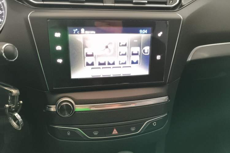 Used Peugeot 408 2015 1.2T Automatic Luxury Edition Audio And AC Panel