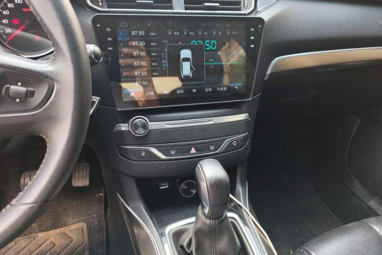 Used Peugeot 408 2015 1.2T Automatic Luxury Edition Audio And AC Panel