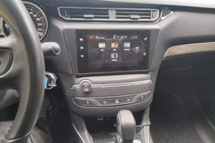 Used Peugeot 408 2015 1.2T Automatic Luxury Edition Audio And AC Panel