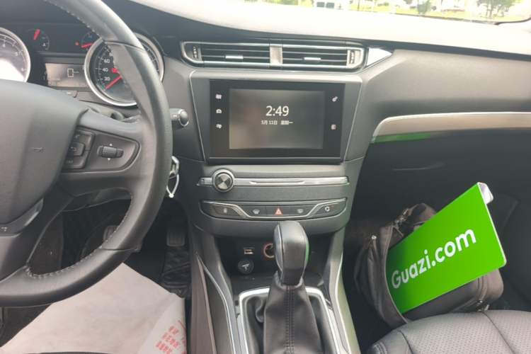 Used Peugeot 408 2015 1.2T Automatic Luxury Edition Audio And AC Panel