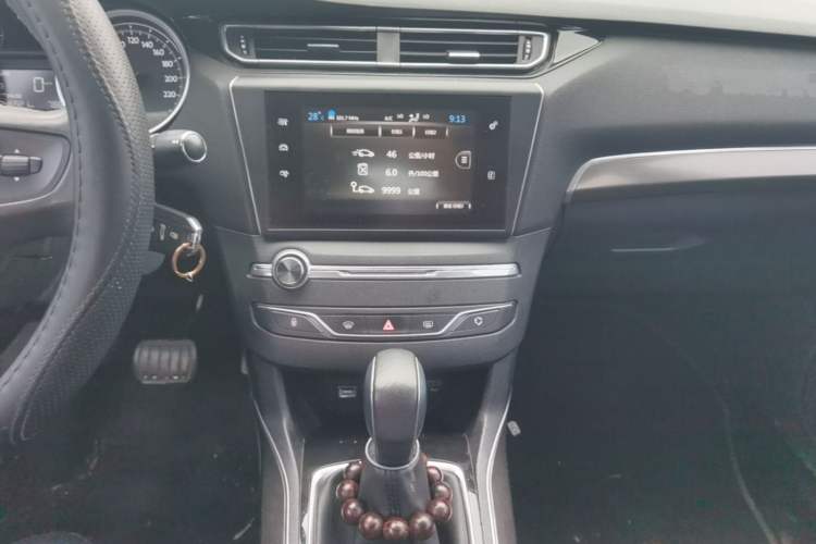 Used Peugeot 408 2015 1.2T Automatic Luxury Edition Audio And AC Panel