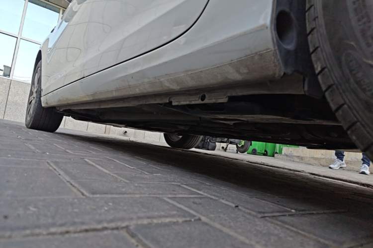 Used Peugeot 408 2015 1.2T Automatic Luxury Edition Chassis Rear Left