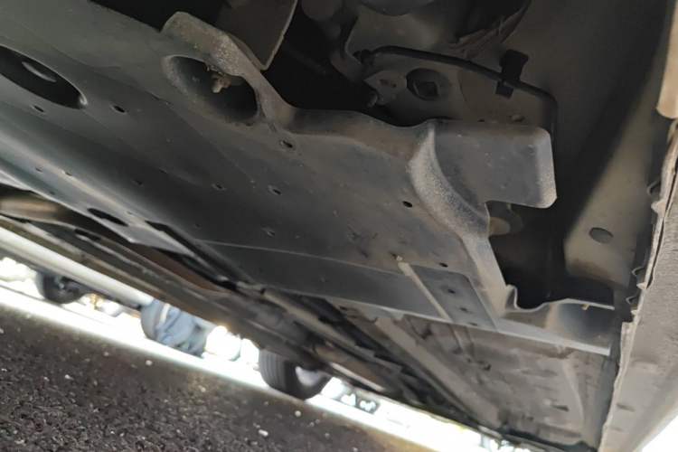 Used Peugeot 408 2015 1.2T Automatic Luxury Edition Chassis Rear Right