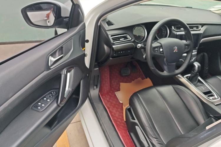 Used Peugeot 408 2015 1.2T Automatic Luxury Edition Driver Seat