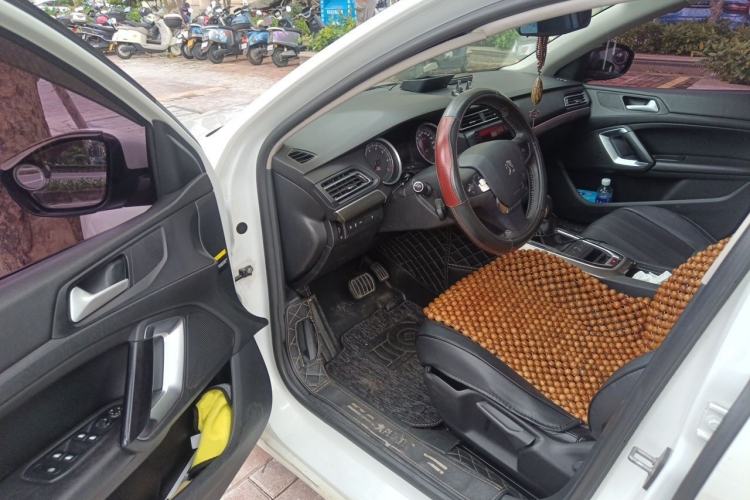 Used Peugeot 408 2015 1.2T Automatic Luxury Edition Driver Seat
