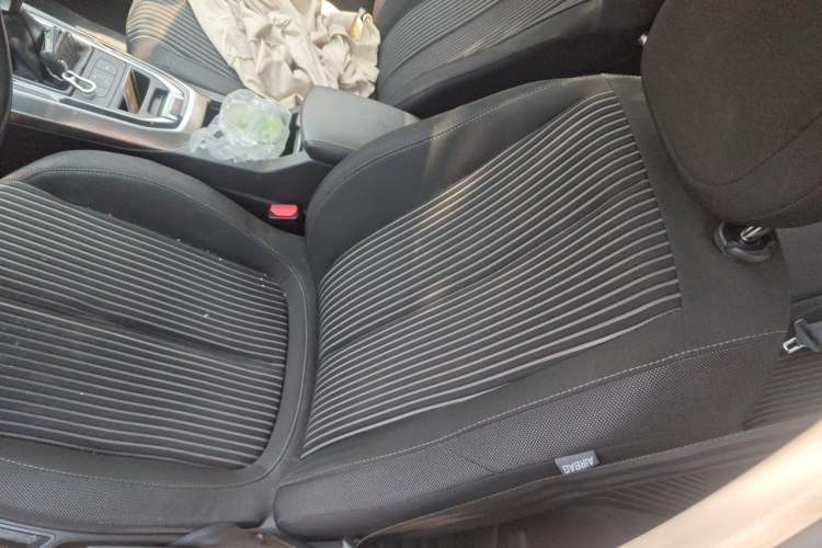 Used Peugeot 408 2015 1.2T Automatic Luxury Edition Driver Seat