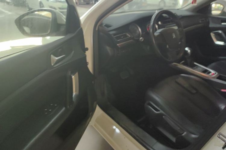 Used Peugeot 408 2015 1.2T Automatic Luxury Edition Driver Seat