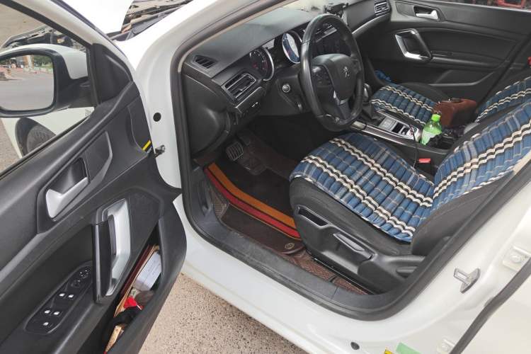 Used Peugeot 408 2015 1.2T Automatic Luxury Edition Driver Seat