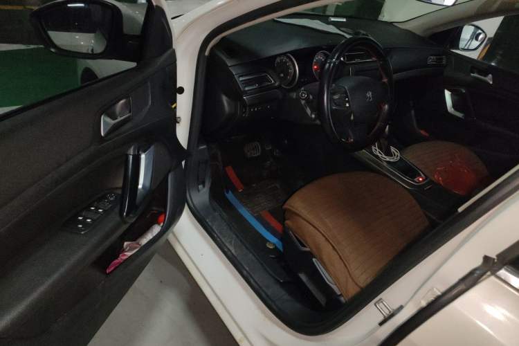 Used Peugeot 408 2015 1.2T Automatic Luxury Edition Driver Seat