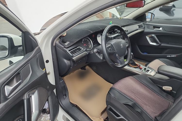 Used Peugeot 408 2015 1.2T Automatic Luxury Edition Driver Seat