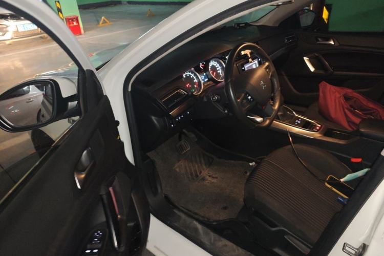 Used Peugeot 408 2015 1.2T Automatic Luxury Edition Driver Seat
