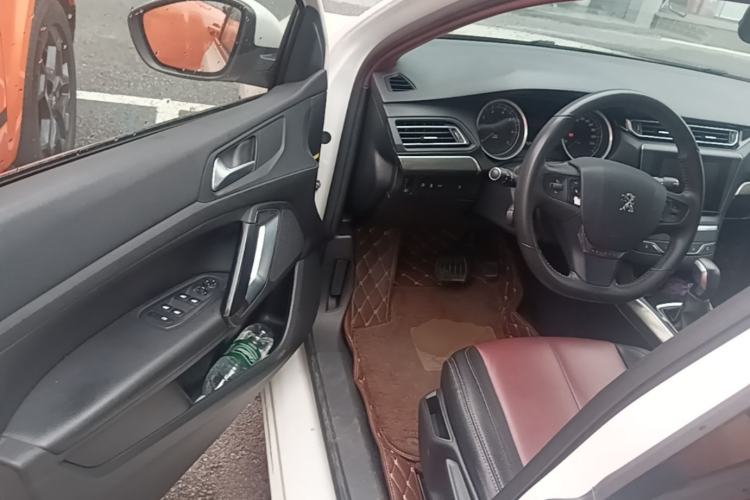 Used Peugeot 408 2015 1.2T Automatic Luxury Edition Driver Seat
