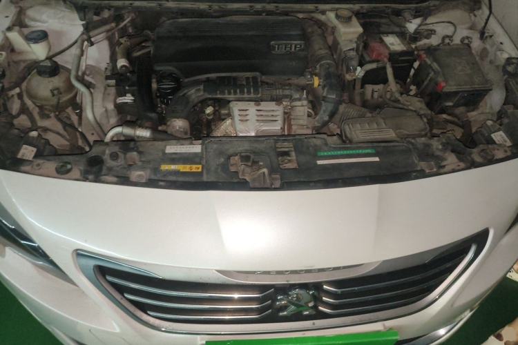 Used Peugeot 408 2015 1.2T Automatic Luxury Edition Engine Bay