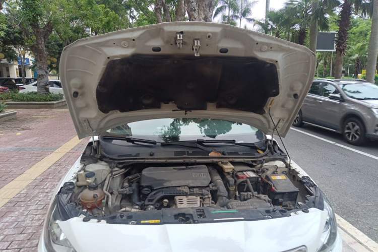 Used Peugeot 408 2015 1.2T Automatic Luxury Edition Engine Bay