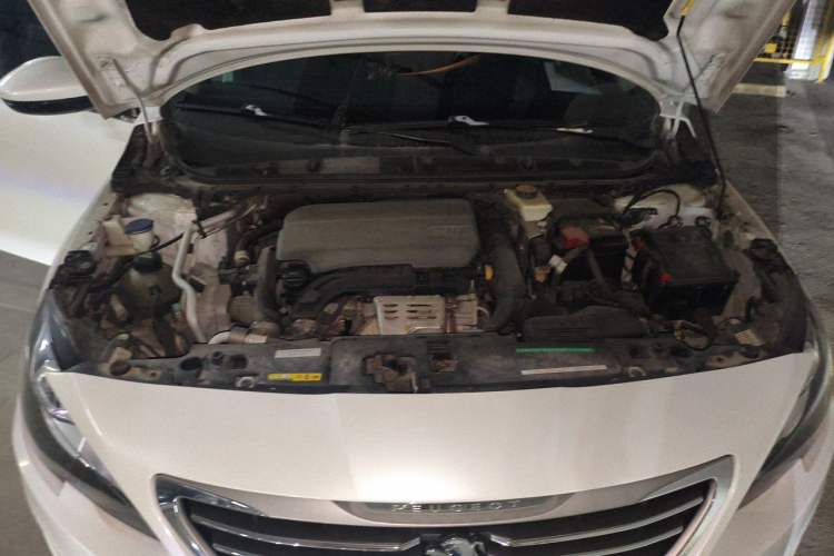 Used Peugeot 408 2015 1.2T Automatic Luxury Edition Engine Bay