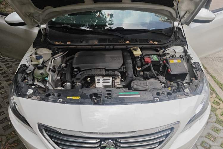 Used Peugeot 408 2015 1.2T Automatic Luxury Edition Engine Bay