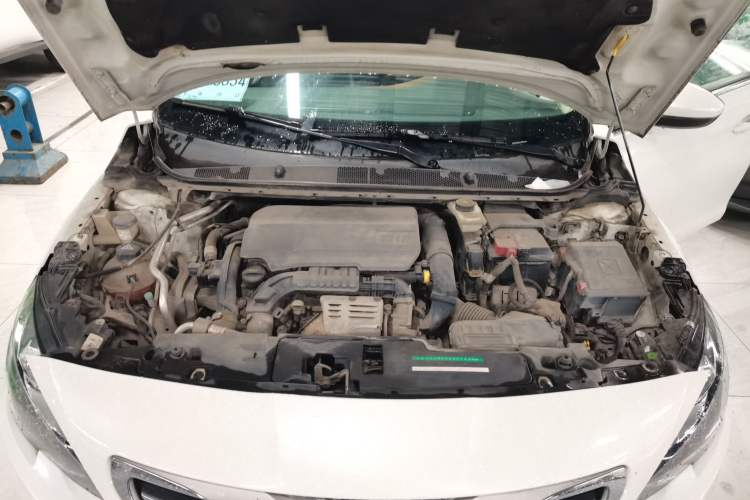Used Peugeot 408 2015 1.2T Automatic Luxury Edition Engine Bay