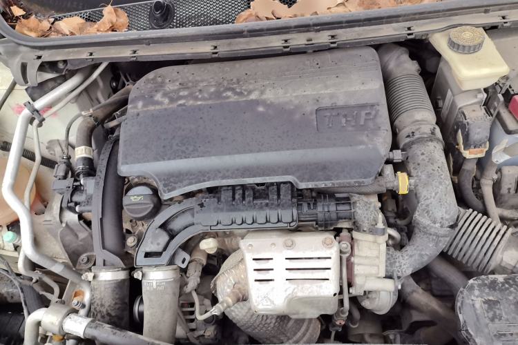 Used Peugeot 408 2015 1.2T Automatic Luxury Edition Engine Bay