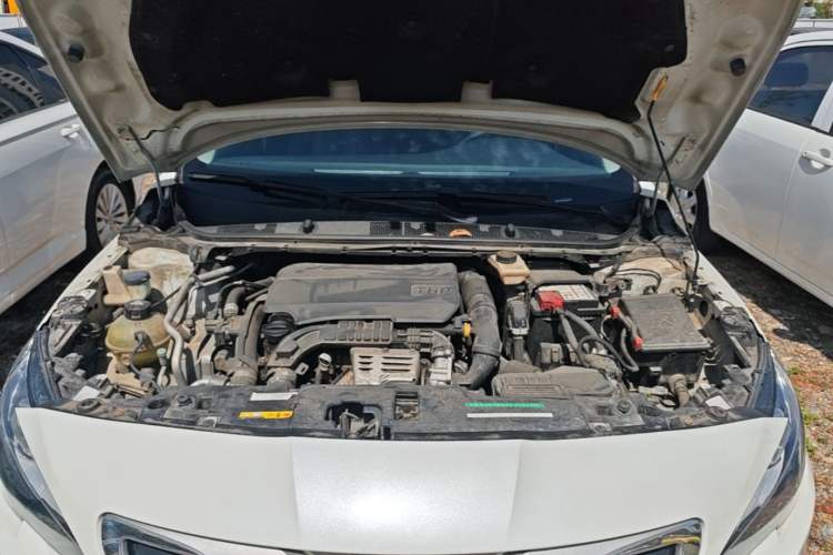 Used Peugeot 408 2015 1.2T Automatic Luxury Edition Engine Bay