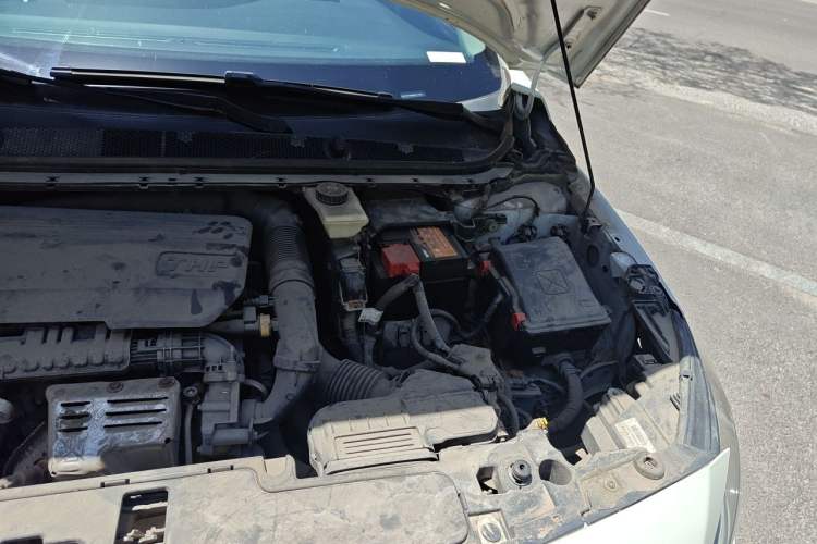 Used Peugeot 408 2015 1.2T Automatic Luxury Edition Engine Bay Left