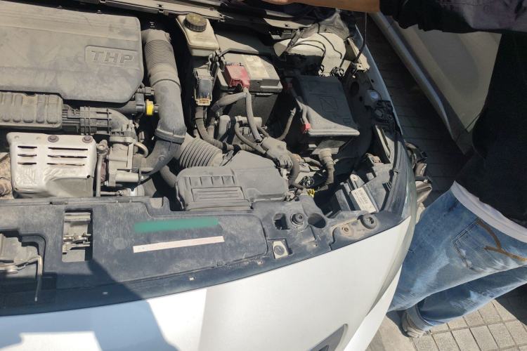 Used Peugeot 408 2015 1.2T Automatic Luxury Edition Engine Bay Left