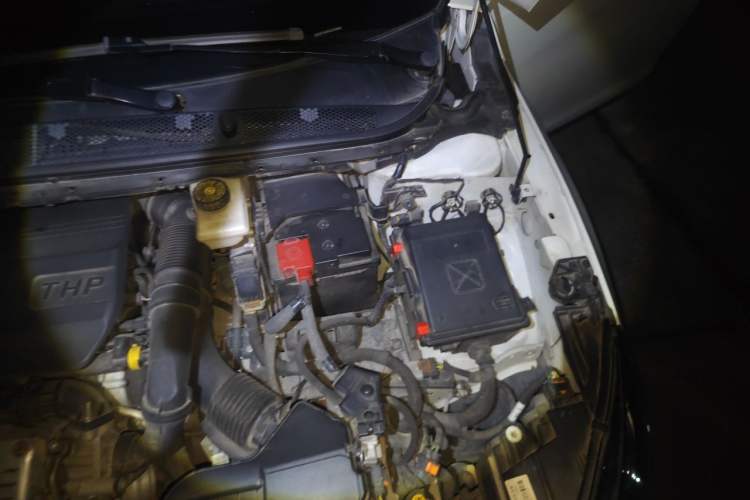 Used Peugeot 408 2015 1.2T Automatic Luxury Edition Engine Bay Left