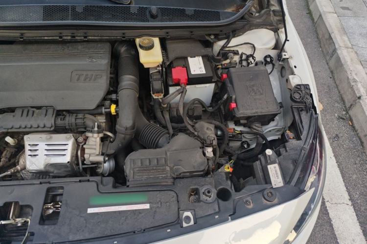 Used Peugeot 408 2015 1.2T Automatic Luxury Edition Engine Bay Left