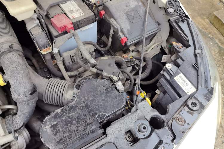 Used Peugeot 408 2015 1.2T Automatic Luxury Edition Engine Bay Left