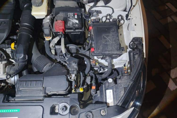 Used Peugeot 408 2015 1.2T Automatic Luxury Edition Engine Bay Left