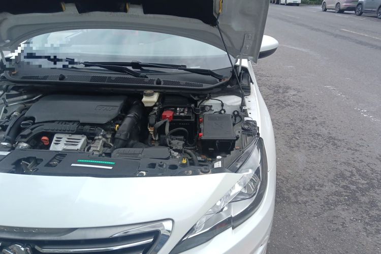 Used Peugeot 408 2015 1.2T Automatic Luxury Edition Engine Bay Left