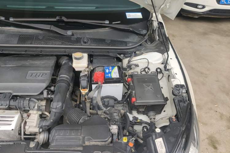 Used Peugeot 408 2015 1.2T Automatic Luxury Edition Engine Bay Left