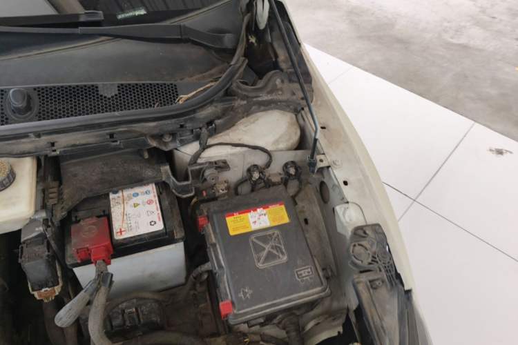 Used Peugeot 408 2015 1.2T Automatic Luxury Edition Engine Bay Left