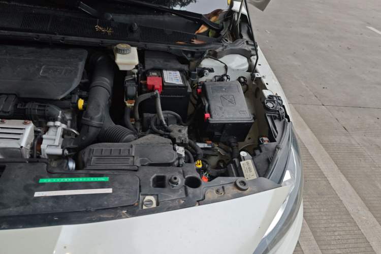 Used Peugeot 408 2015 1.2T Automatic Luxury Edition Engine Bay Left