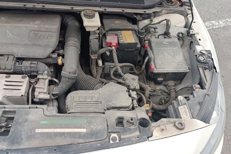 Used Peugeot 408 2015 1.2T Automatic Luxury Edition Engine Bay Left