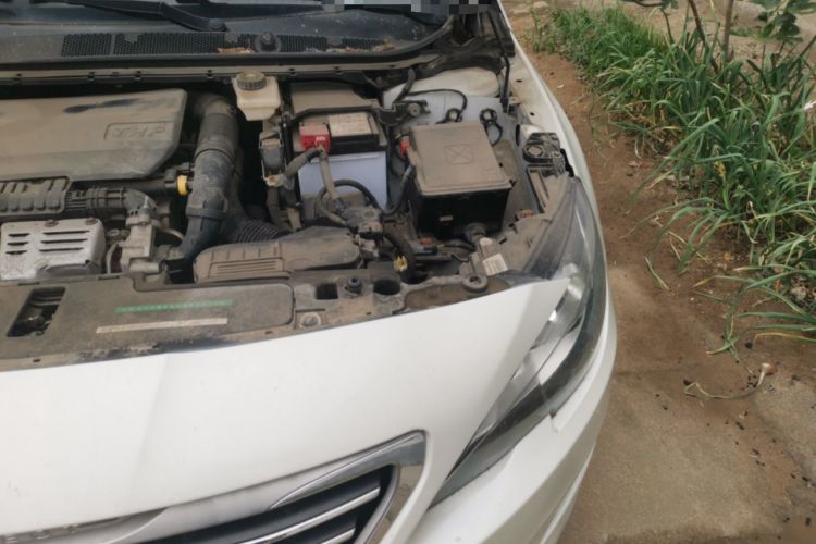Used Peugeot 408 2015 1.2T Automatic Luxury Edition Engine Bay Left