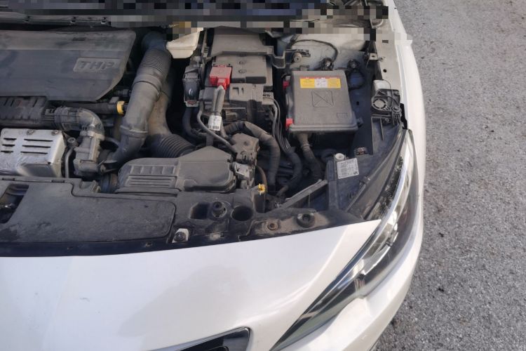 Used Peugeot 408 2015 1.2T Automatic Glory Edition Engine Bay Left