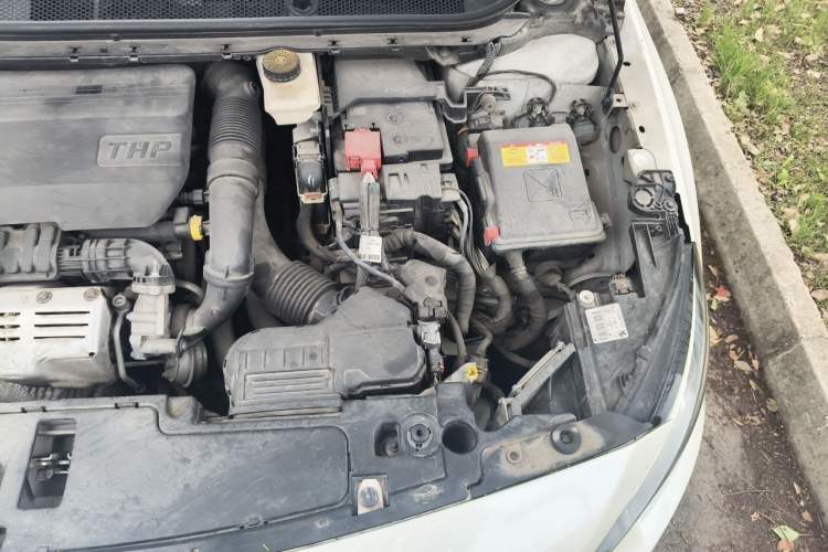 Used Peugeot 408 2015 1.2T Automatic Glory Edition Engine Bay Left