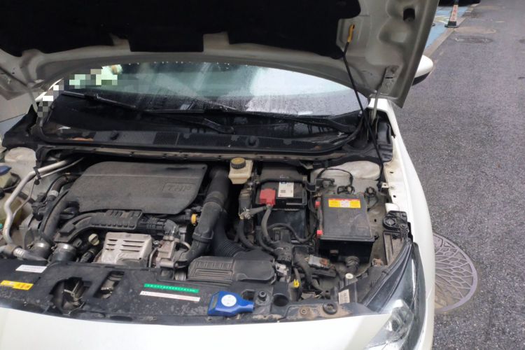 Used Peugeot 408 2015 1.2T Automatic Luxury Edition Engine Bay Left