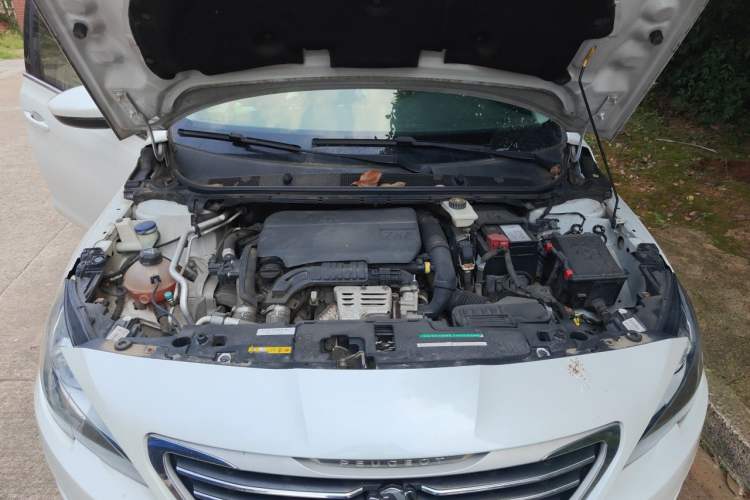 Used Peugeot 408 2015 1.2T Automatic Luxury Edition Engine Bay
