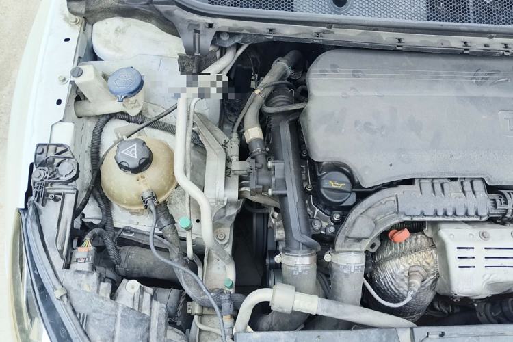 Used Peugeot 408 2015 1.2T Automatic Luxury Edition Engine Bay Right
