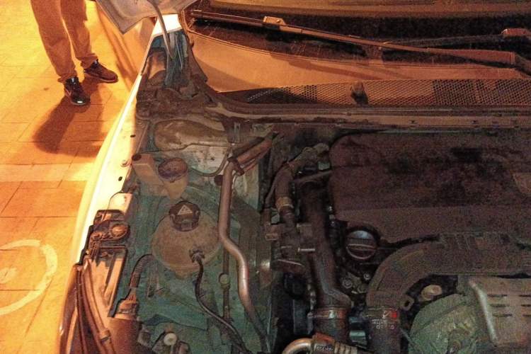 Used Peugeot 408 2015 1.2T Automatic Luxury Edition Engine Bay Right