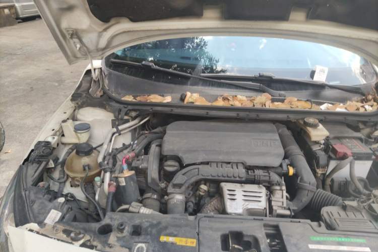 Used Peugeot 408 2015 1.2T Automatic Luxury Edition Engine Bay Right