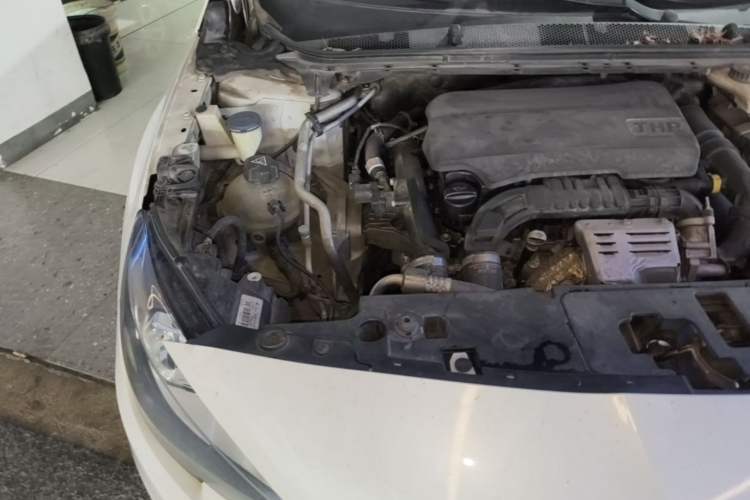 Used Peugeot 408 2015 1.2T Automatic Luxury Edition Engine Bay Right