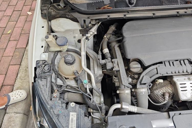 Used Peugeot 408 2015 1.2T Automatic Luxury Edition Engine Bay Right