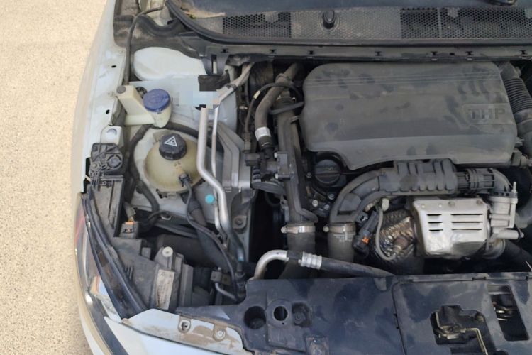 Used Peugeot 408 2015 1.2T Automatic Luxury Edition Engine Bay Right